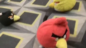 Angry birds cinematic trailer (plush version)