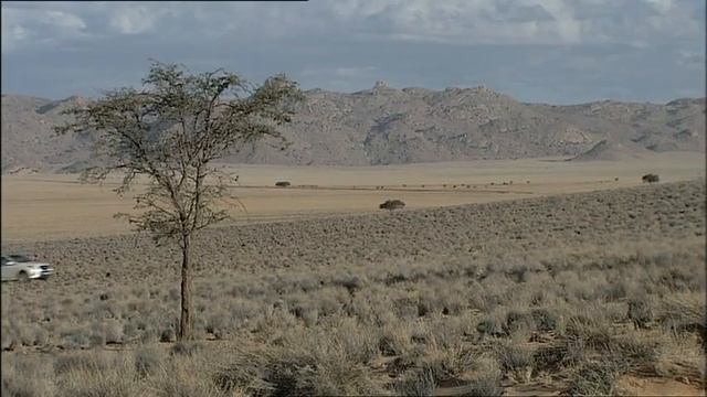 2012 Mercedes Benz ML250 4MATIC BlueTEC Driving смотреть онлайн