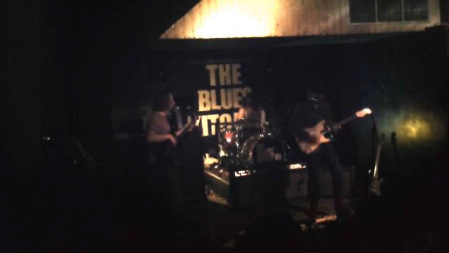 All Along The Watchtower (Jimi Hendrix cover) смотреть онлайн