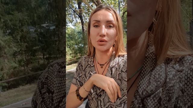 Болталки с мамой про Косметологию ? Почему сбежала от мужа и отношения с Женщиной ?? смотреть онлайн