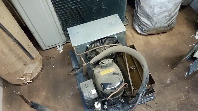 Разбор холодильника-витрины из магазина. Сколько удалось заработать? смотреть онлайн