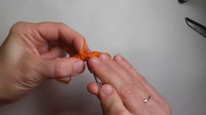 ? Петух-певец крючком - вяжем  лапы ?