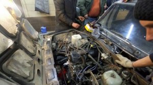 Ваз 2105 КАК МЫ РЕШИЛИ ПОМЕНЯТЬ ЦЕПЬ)))) ДЕЛОВ НА 40 МИН))))) ЧАСТЬ 1