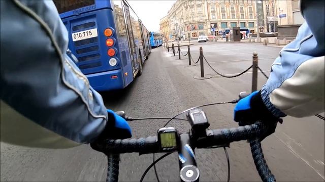 Воскресная поездка с ВДНХ в сторону дома смотреть онлайн
