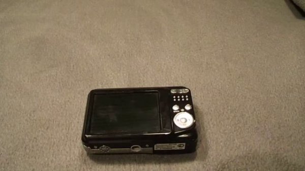 FujiFilm AV100 Review