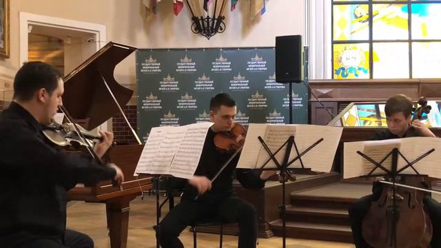 Густав Малер. Квартет для фортепиано, скрипки, альта и виолончели смотреть онлайн