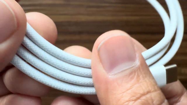 Apple iPhone Type-c usb-C cable new || original vs fake identify? смотреть онлайн