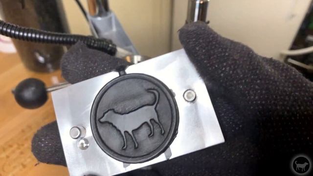 Buster Beagle 3D Injection Molding Machine in Action смотреть онлайн