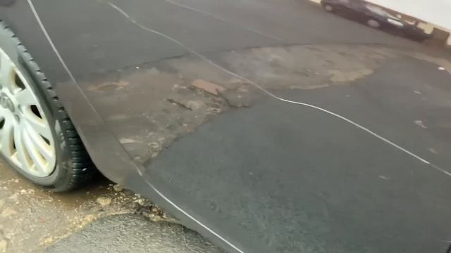 Opel Insignia в Німеччині з пошкодженим мотором дешево! смотреть онлайн