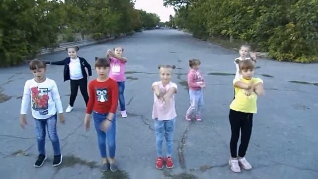 Любимка-Витаминка. Учим вместе лёгкий танец с KidsDance)