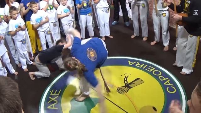 Детская рода GRUPO AXE CAPOEIRA смотреть онлайн