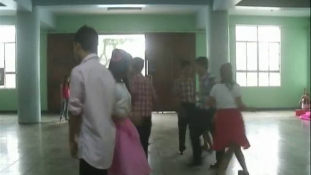 Minuet,Tarantella,Square and Parasol Dances.wmv смотреть онлайн