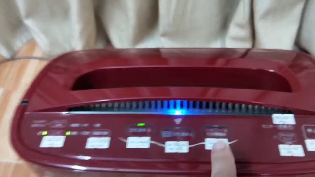 Máy lọc không khí tạo ẩm Sharp KC-Y45-R sản xuất 2010. Liên hệ 0982335005. смотреть онлайн