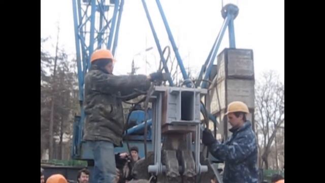 Освящение колокола на собор в Симферополе смотреть онлайн