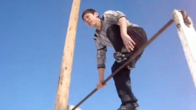 Street Boy - Турник смотреть онлайн