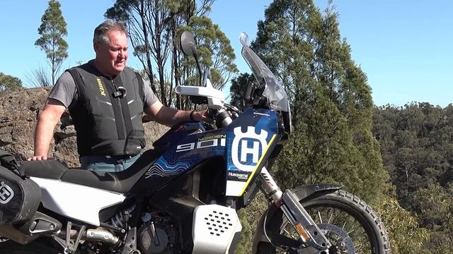 Ride Tested Review | 2023 Husqvarna Norden 901 Expedition. Is it just a dark blue KTM890 Adventure смотреть онлайн