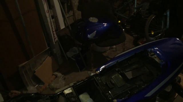 Приключения при покраске бака и пластика смотреть онлайн