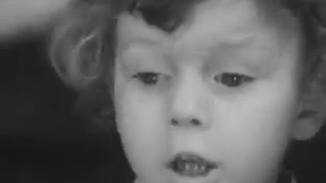 Мальчонка читает стихотворение Роберта Рождественского смотреть онлайн