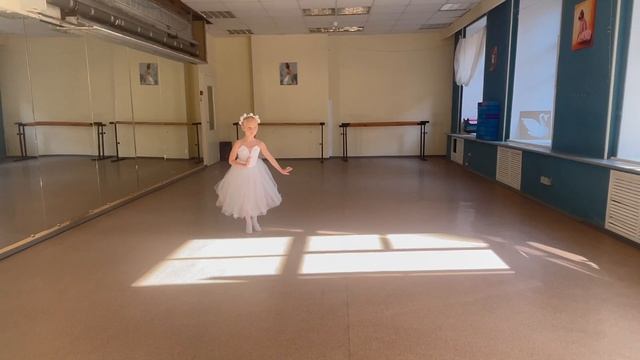 Шопениана. Стася Крылова 5 лет смотреть онлайн