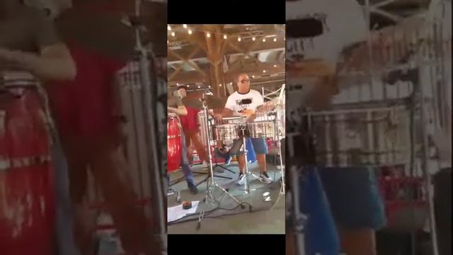 Salsa Gigante @ La Marqueta Juan pachanga смотреть онлайн