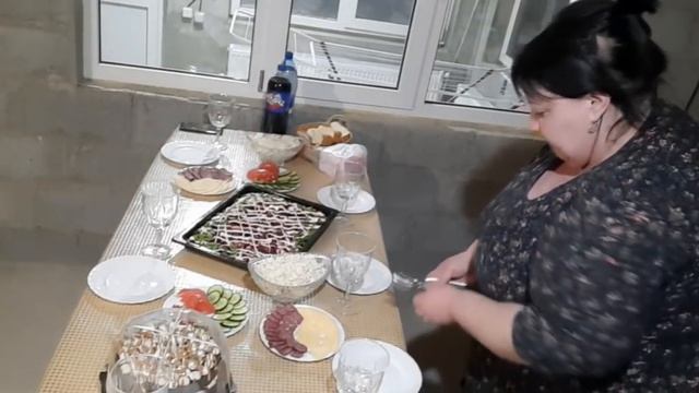 НАШ СЕМЕЙНЫЙ ПРАЗДНИК//ПРАЗДНИЧНЫЙ УЖИН смотреть онлайн