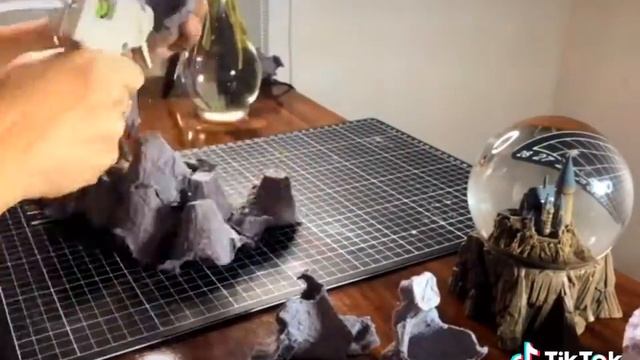 Harry Potter DIY Hogwarts Castle DIY Made of recycled Materials PART 1 смотреть онлайн