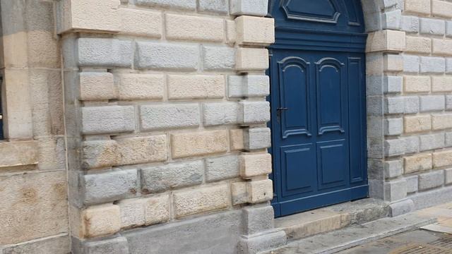 франция прогулка по городу смотреть онлайн
