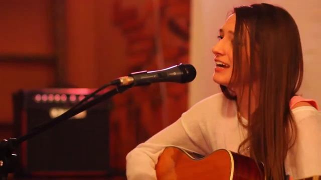 из репертуара Alai Oli Бог есть любовь - исполняет Яна Жаура смотреть онлайн