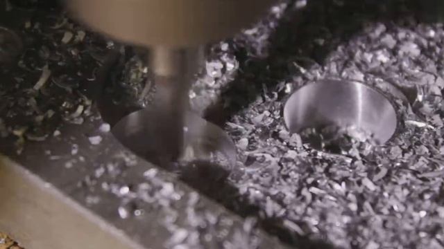 Экспериментальная система охлаждения. Изготовление компактного испарителя. Часть 1. смотреть онлайн