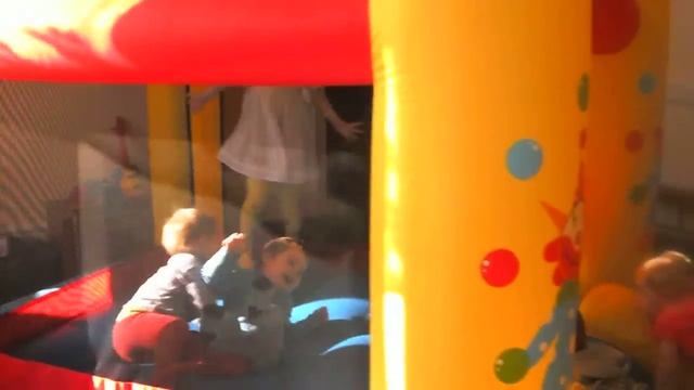 В детском саду "Сонюшка" смотреть онлайн