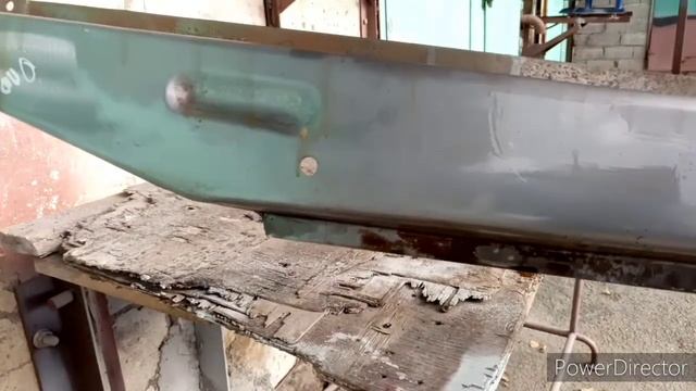 убераю ржавчину , готовлю деталь к сварке смотреть онлайн