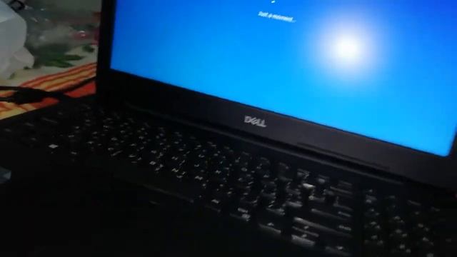 Unboxing of DEll inspiron 15 3000 i3 1tb. 4gb ram смотреть онлайн