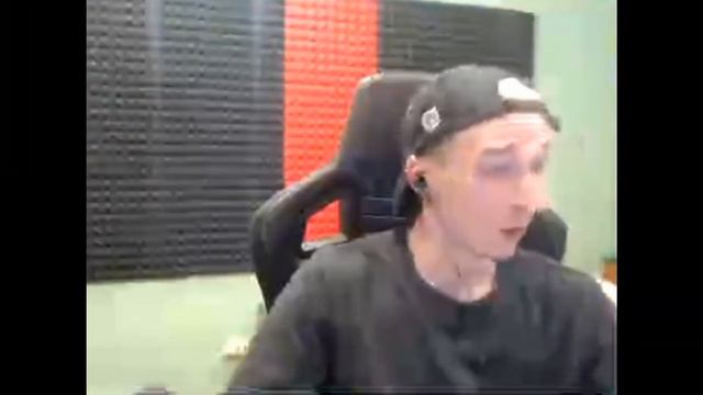 ТАЙСОН БЕЖИТ БЕЗ ОГЛЯДКИ🤣 смотреть онлайн