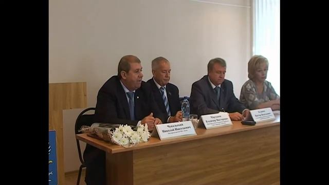 Архив 9 октября 2011, Рабочий визит в Котельниково депутатов Облдумы Н.Латышевской и Н.Чувальского смотреть онлайн