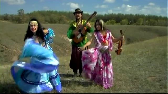 Цыганский ансамбль ИЗУМРУД Ручеёк beautiful gypsy song Супер!!! смотреть онлайн