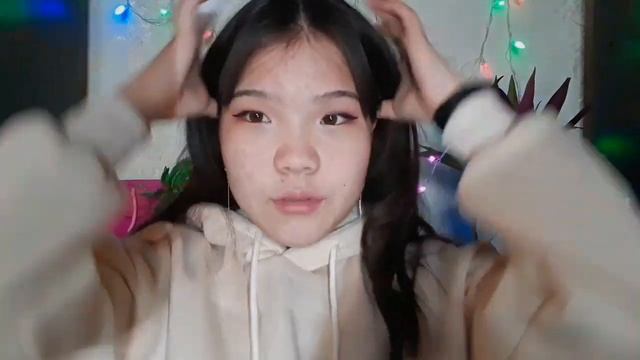 Делаю сама себе челку✌? смотреть онлайн