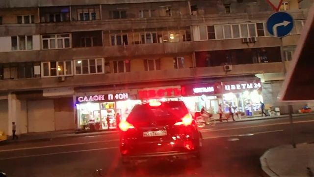 2018.08.11 Москва. ТРЦ Европейский. Парковка. Кутузовский проспект.
