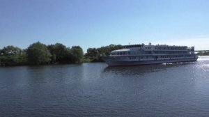Круизный теплоход Александр Грин в Бронницах