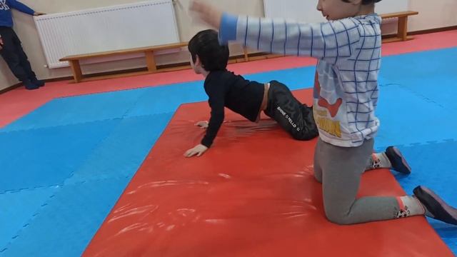 Гимнастика 4 5 лет. Gimnastika 4 5 yosh смотреть онлайн