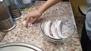 Рыба хек в духовке. Как чистить рыбу хек?