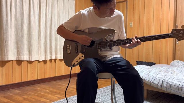 LOVE TRAIN FENDER AERODYNE JAZZ BASS Roland SYSTEM-8 смотреть онлайн