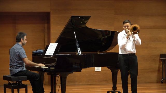 Iván Plaus. Trombone Concerto in G Minor (orginal Oboe) II Mov. смотреть онлайн