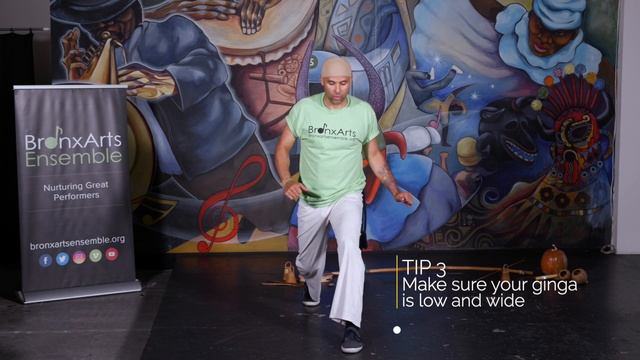 Capoeira | Ginga/Meia-Lua with Moses "Bronx" McCarter (BAE Summer Arts) смотреть онлайн