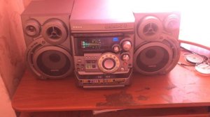 Музыкальный центр Samsung MAX-KDZ110