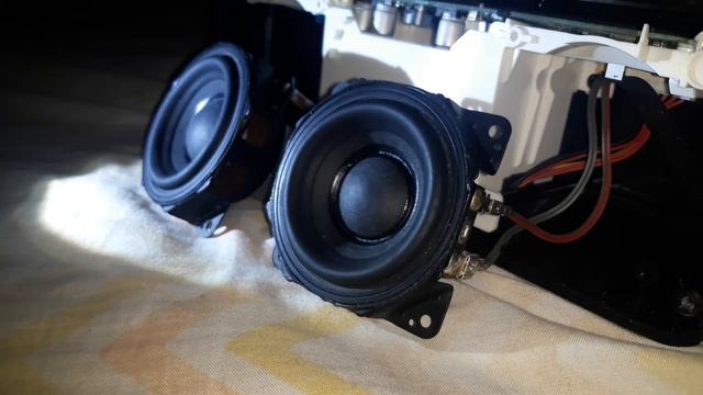 Sony SRS-XB30 FREE AIR Bass Test (Bass I Love You) [LDAC: ON | FLAC ] смотреть онлайн