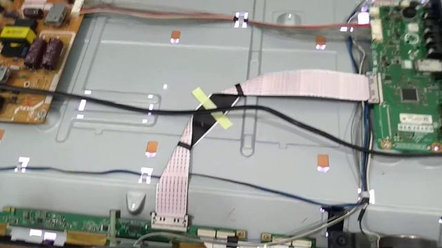 TV SHARP 40 BLANK PUTIH (SHARP LC-40LE185I) смотреть онлайн