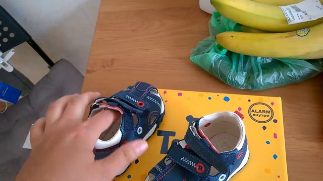 Детская одежда и обувь. смотреть онлайн