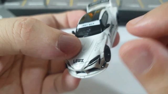 LB Works Toyota GR Supra LBWK White by Mini GT | UNBOXING and REVIEW | Comparison with LBWK Black смотреть онлайн