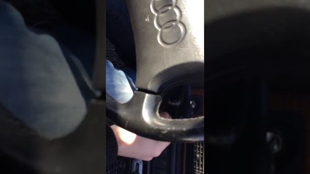 Audi 100 2.3E cold start смотреть онлайн