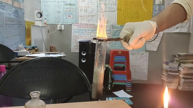???Al+NaOH ➡ NaAlO2+H2⬆Aluminium metal with sodium hydroxide смотреть онлайн